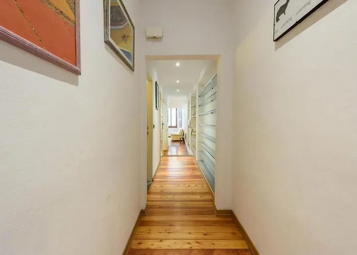 Montebello Place By Mmega Apartament